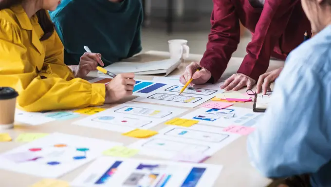 UX/UI design: introduction to the world of digital experiences.