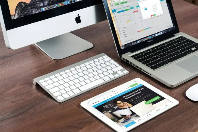 UX and Copywriting: key differences and how they complement each other.
